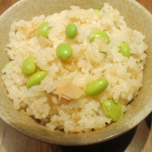 枝豆とシーチキンの炊き込みご飯